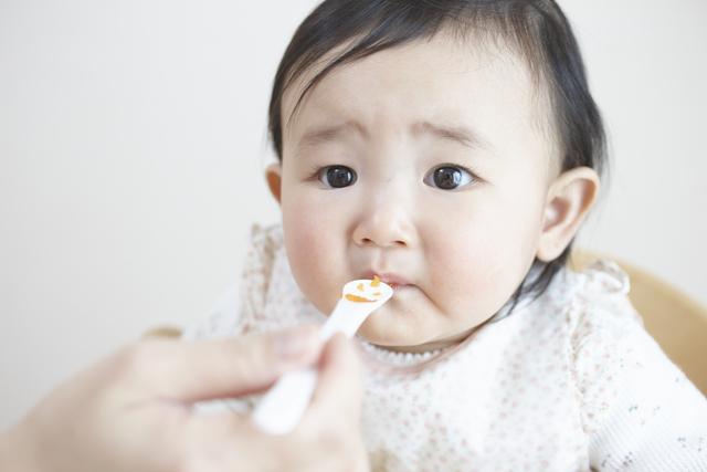 外出や外食での離乳食はどうしてる？のタイトル画像