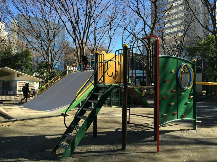 新宿にもあった！子どもが遊べる大きな公園の画像1