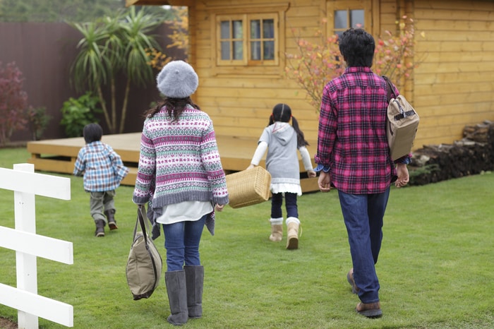 子連れ旅行はどこへ行く？国内旅行で外国気分を味わえる「ハウステンボス」のタイトル画像