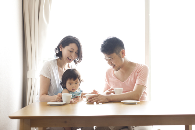 子どもがしゃべりだした時のママの悩み！赤ちゃん言葉、使わない方がいいの？のタイトル画像