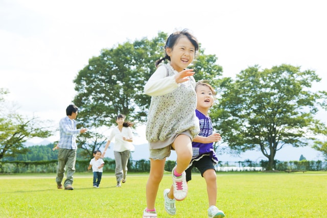 幼児期の運動は大切ってほんと？運動が子どもの心と体にもたらす効果のタイトル画像