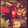 クリスマスシーズンにぴったり！アイロンビーズで可愛い飾りを作る方法のタイトル画像