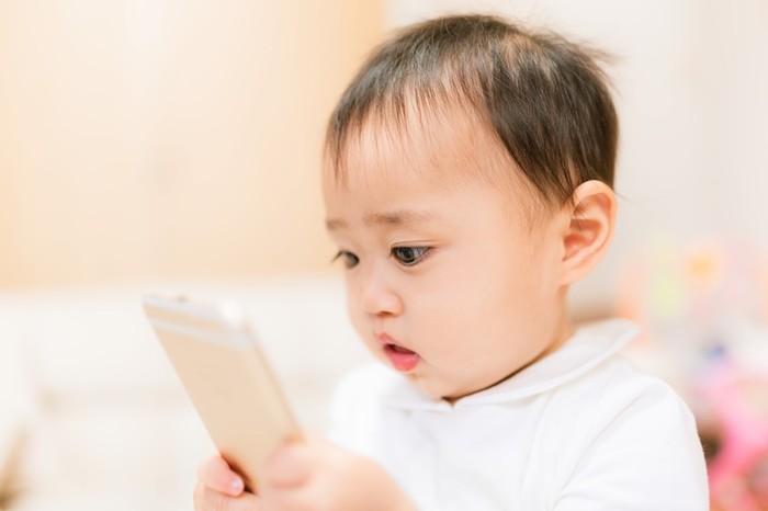 子育て家庭に！看護師が「洗えるスマホ」をオススメする理由の画像1