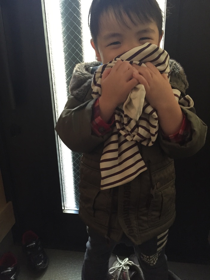 お気に入りのタオルや毛布への執着、無理にやめさせないで！わが子の「自立の第一歩」を見守ってあげようの画像3
