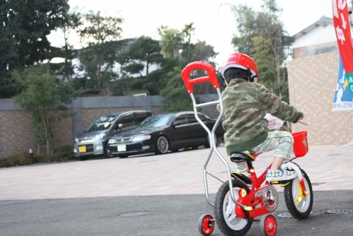 補助輪なし自転車トレーニング どうやって始める 練習方法とコツを徹底紹介 Conobie コノビー