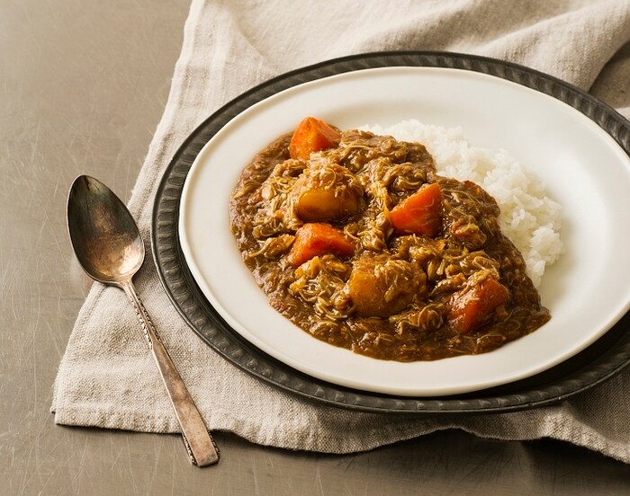 おせち料理に飽きると、なぜかカレーが食べたくなる！！の画像2