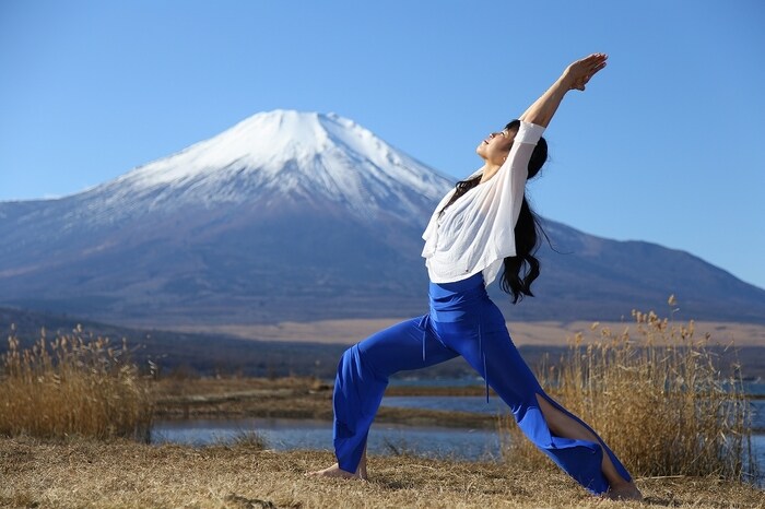 寝不足気味なママ必見！たったこれだけで眠気が吹き飛ぶ?!ツボ&ストレッチの画像4