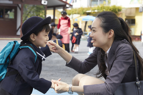 幼稚園ってママはこんなに忙しい アルバイト パートと育児を両立するための４つのコツ Conobie コノビー