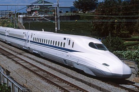 【保存版】子連れで新幹線旅行！何歳から乗れる？持ち物や楽しむコツは？の画像1