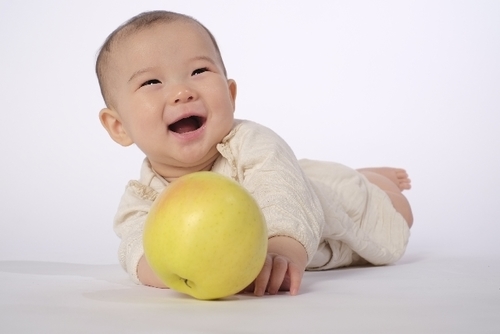 実はけっこういい加減！？お腹の中にいる赤ちゃんの推定体重って 