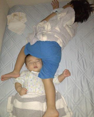 インスタで大流行！「#我が子の最強寝相」が本当に最強♡まとめの画像24