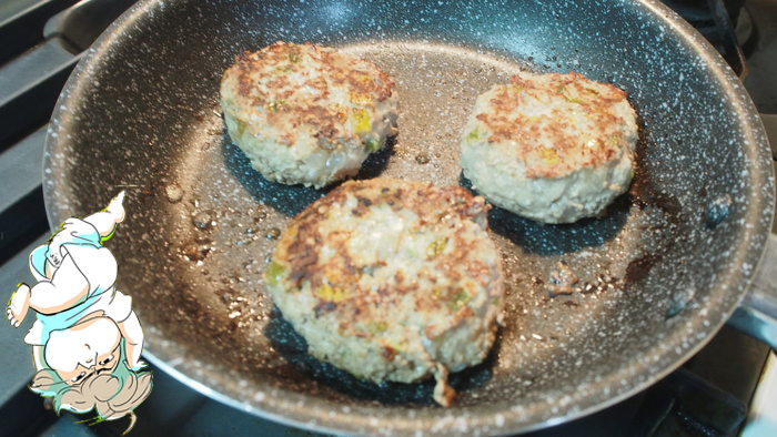 【マンガ飯！】スゴ腕シェフの離乳食ハンバーグを作ってみた！の画像22