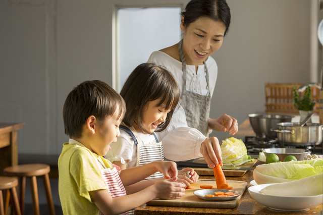 キッチンデビューに！親子で料理を楽しむための便利アイテムのタイトル画像
