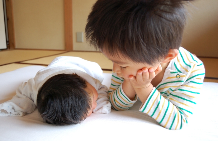 想像を超える年子育児で毎日ヘトヘト でも これがベストだと思えるワケ Conobie コノビー