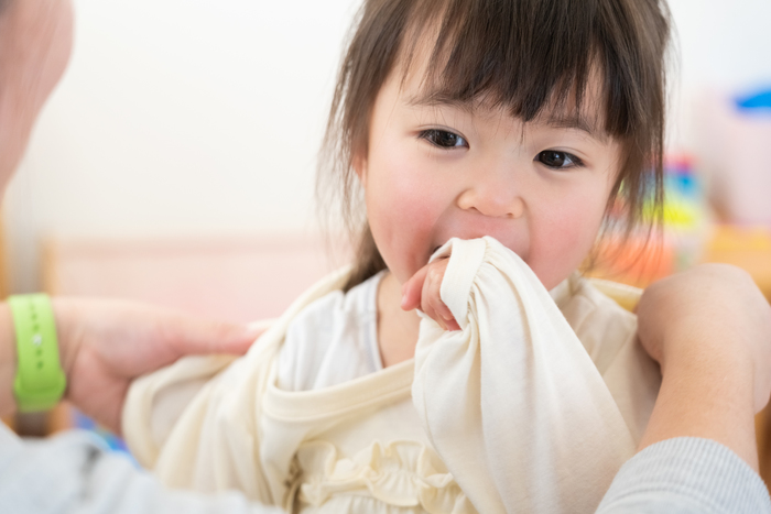 洋服をどうにも着たがらない我が子。着せる意味を見失って、最終的にどうなった？のタイトル画像