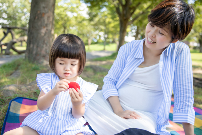 赤ちゃん返り防止のキモは？上の子を仲間にする”魔法の声かけ”の画像1