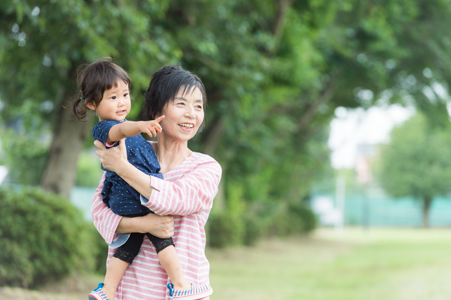 義実家で里帰り出産 イヤだぁ を乗りこえ知った 夫の本音 Conobie コノビー