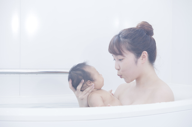 赤ちゃんのお風呂に便利なグッズ５選！ワンオペ育児中にも大活躍の画像3