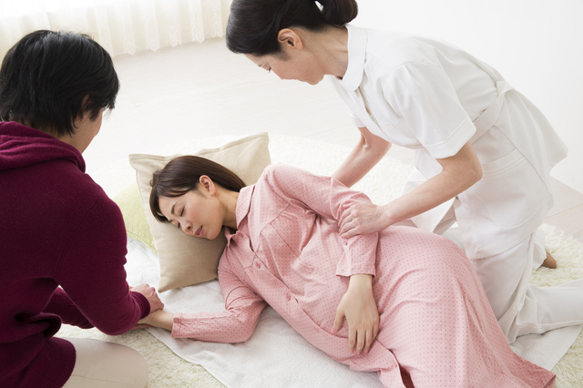 【医師監修】出産の痛みってどれくらい？陣痛から分娩の流れ、痛みを軽減する方法ものタイトル画像