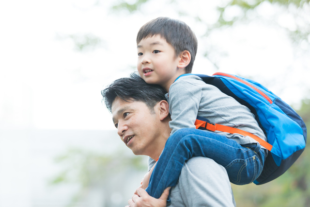 つわり中、夫は進んで息子とお出かけ。２人の姿を眺め、感じた幸せ＜第四回投稿コンテスト NO.１０＞のタイトル画像