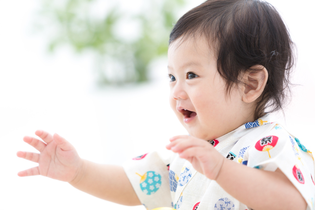 0歳におすすめの室内遊びや本を紹介。月齢別の成長の目安もの画像4