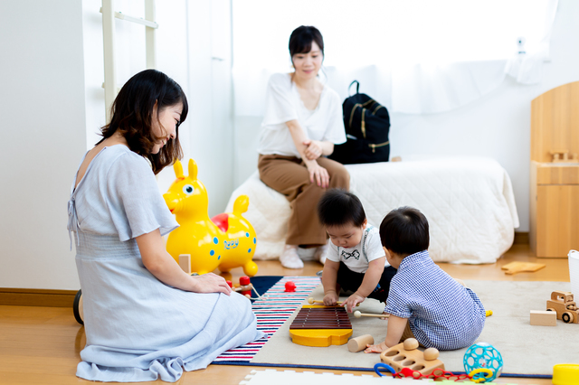 0歳におすすめの室内遊びや本を紹介。月齢別の成長の目安もの画像2