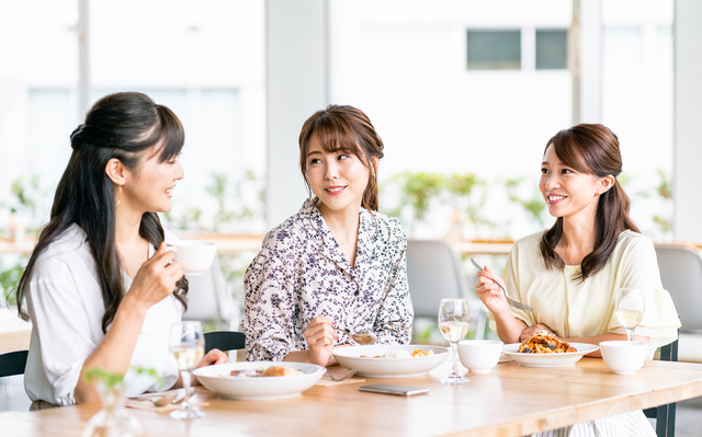 仲良し学生時代から10年後の私たち。変化することは寂しい？それとも…？の画像1