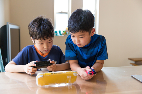 突然遊びに来る子にモヤモヤ より良い近所付き合いを と思い 一歩踏み出した Conobie コノビー