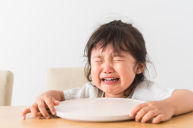 いじわるじゃないから～！電子レンジにご飯を入れると号泣する１歳児の画像2