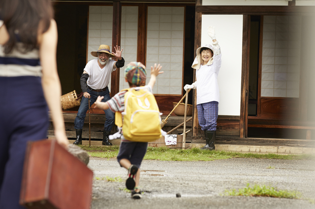 照れやさん？子どもが一歩外に出るだけで喋らなくなるのはなぜ？の画像2