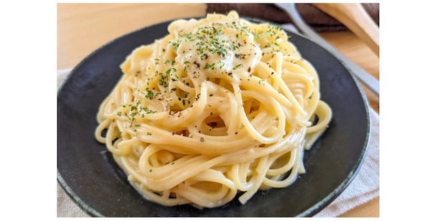 こんなに簡単でいいの！？レンジで作る「クリームチーズパスタ」のタイトル画像