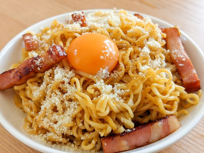 サッポロ一番味噌ラーメン＋ひと手間で完成！絶品カルボナーラの画像2