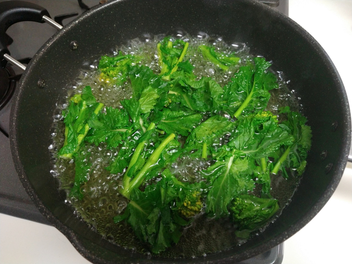 旬の味を食卓に！混ぜるだけでカンタン”菜の花とくるみの味噌和え”の画像3