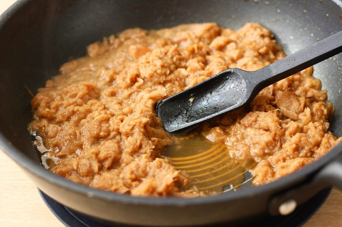 鶏肉を超えたかも…！？白米と相性バツグンの「ツナ照りそぼろ丼」の画像2