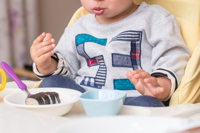 育児中、私だけ食卓を囲めない…寂しさを抱えながらも気づいた温かな事実のタイトル画像