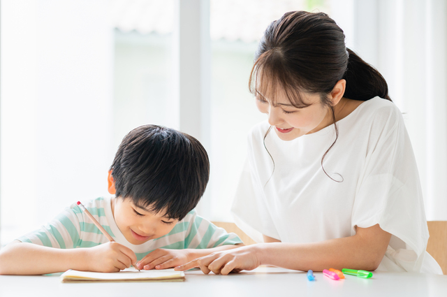 あれ、鉛筆の持ち方おかしい…気づいたときには息子は矯正を拒否！意識を変えた一言はの画像2