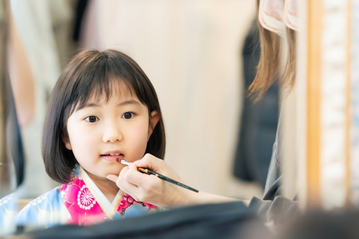 女の子の3歳の七五三はいつ？どんなお祝いをする？気になる服装の選び方もご紹介の画像1